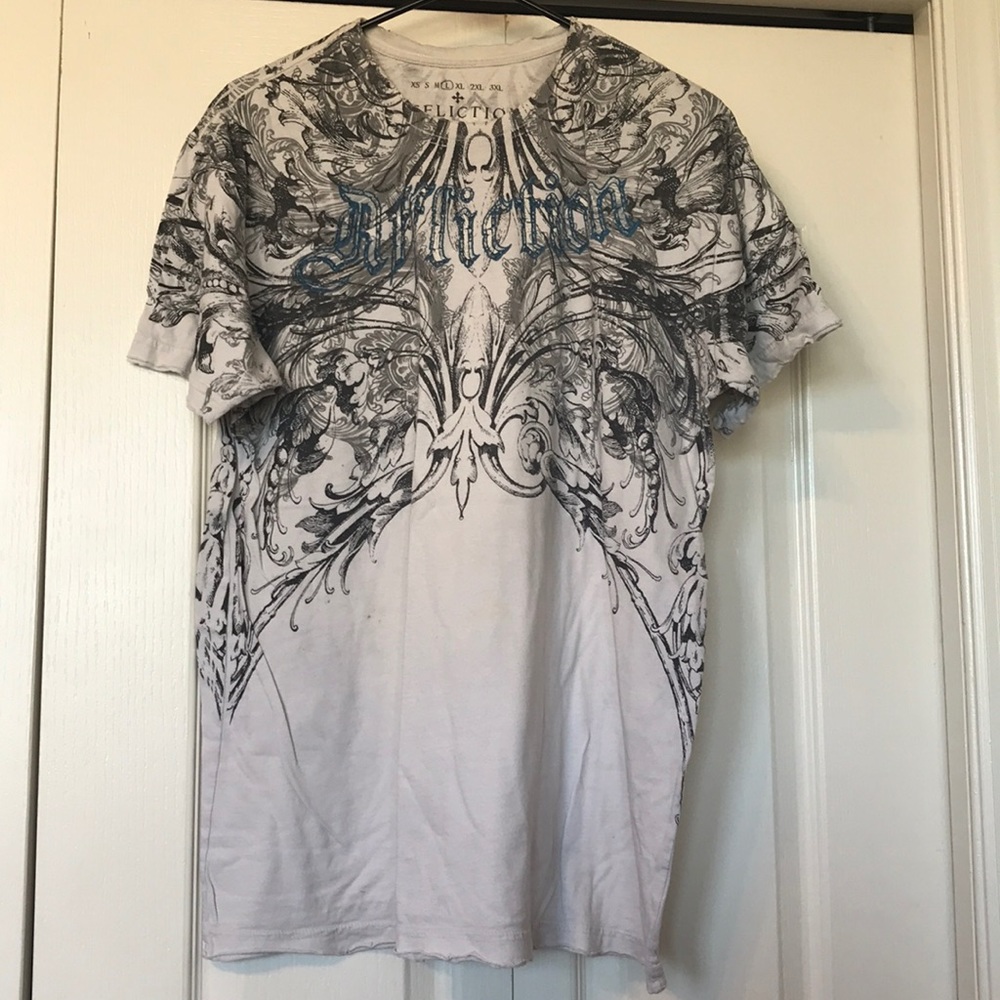 Men’s affliction T-shirt